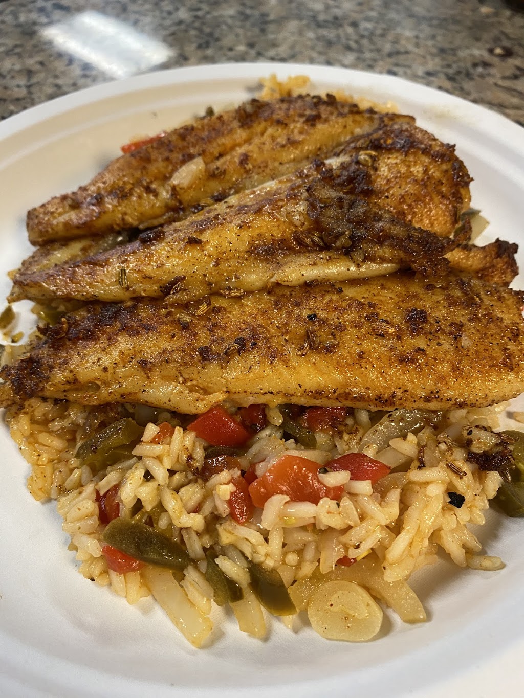 Carolina Seafood Company | restaurant | 2400 S Ridgewood Ave Suite 40, South Daytona, FL 32119, USA | 3864925341 OR +1 386-492-5341