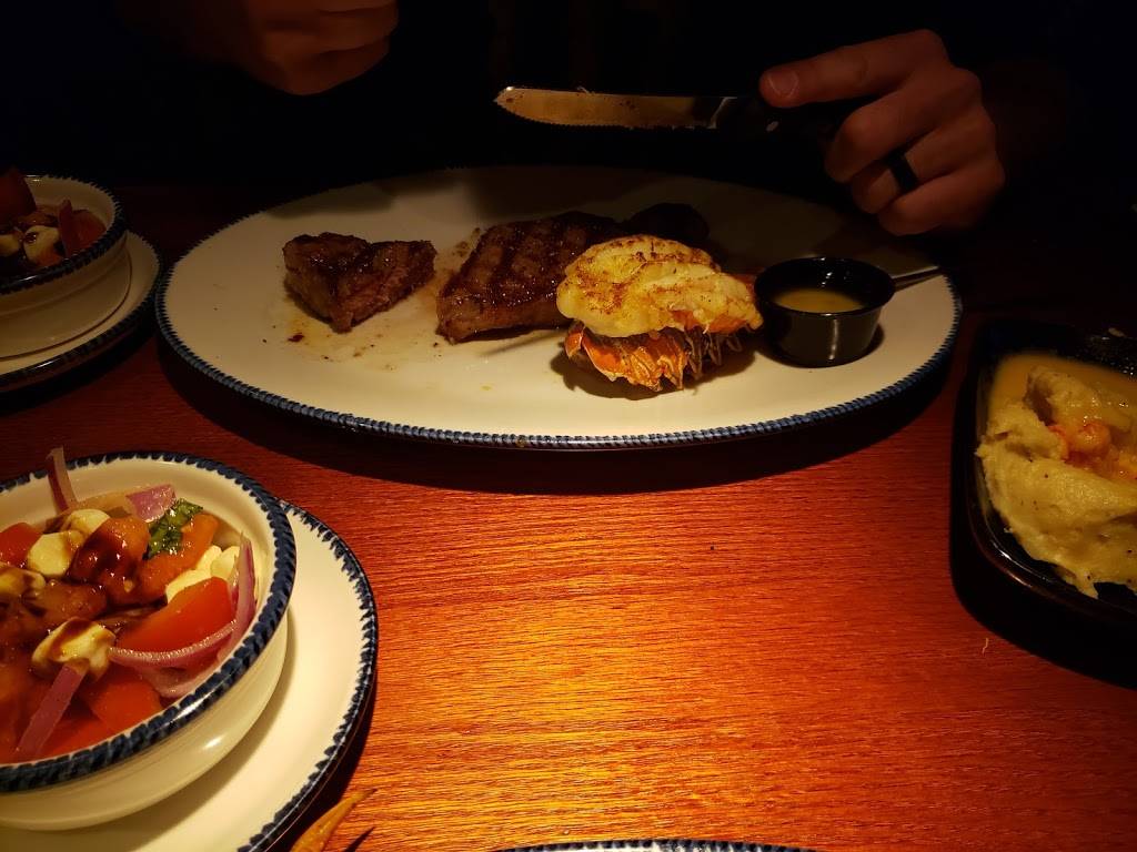Red Lobster | restaurant | 1425 13th St, Columbus, GA 31901, USA | 7063247101 OR +1 706-324-7101