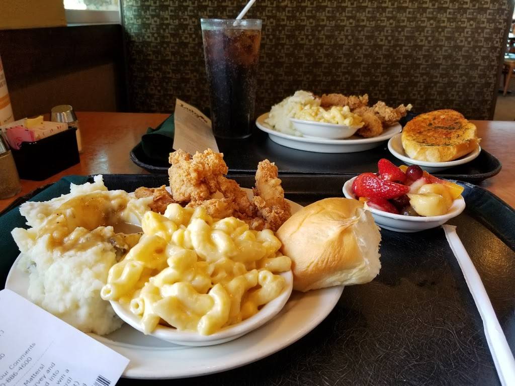 Lubys | restaurant | 944 SE Military Dr, San Antonio, TX 78214, USA | 2109247211 OR +1 210-924-7211