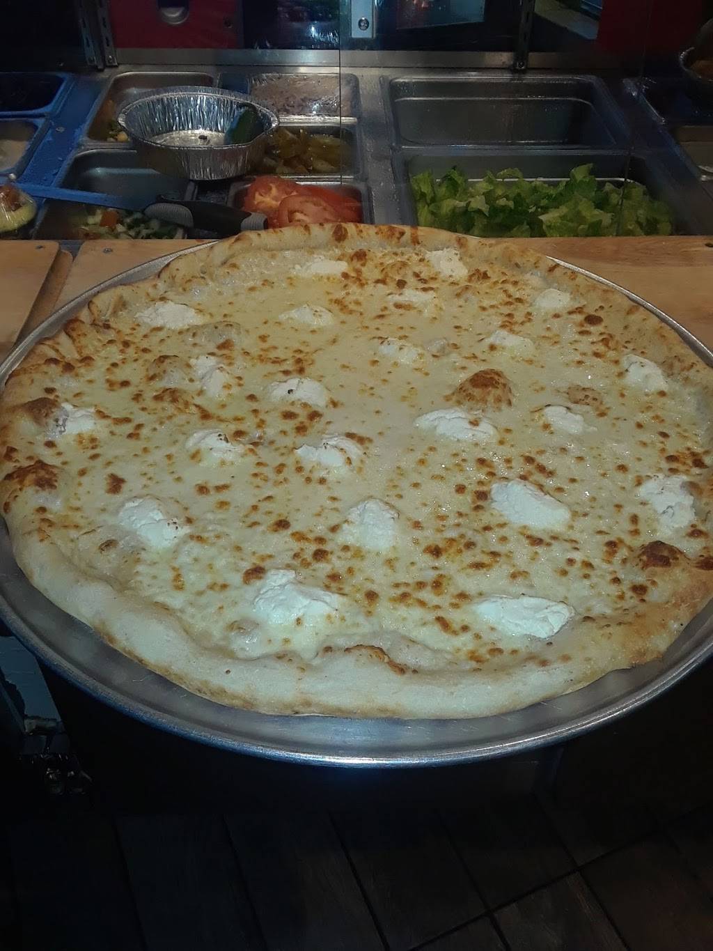 Crown Fried Chicken & Pizza | restaurant | 963 Fulton St, Brooklyn, NY 11238, USA | 7182303000 OR +1 718-230-3000