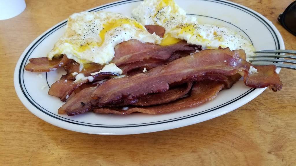 Moores Delicatessen | cafe | 271 E Orange Grove Ave, Burbank, CA 91502, USA | 8184781251 OR +1 818-478-1251