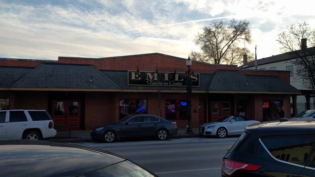 Emils Tavern on Center | restaurant | 161 Center St, Grayslake, IL 60030, USA | 8475438879 OR +1 847-543-8879