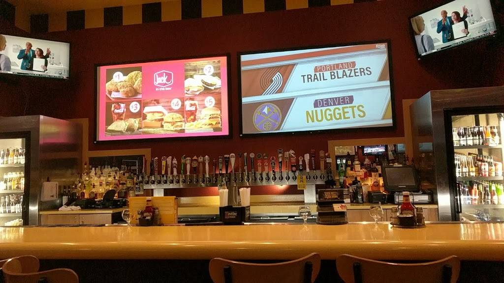 Buffalo Wild Wings | meal takeaway | 16540 N Washington St, Thornton, CO 80023, USA | 3035243800 OR +1 303-524-3800