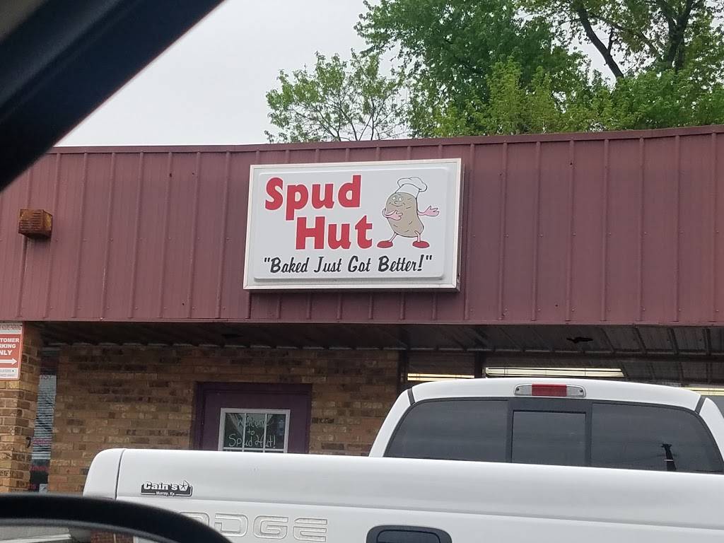 Spud Hut | meal takeaway | 518 W Broadway St, Princeton, IN 47670, USA | 8126350258 OR +1 812-635-0258