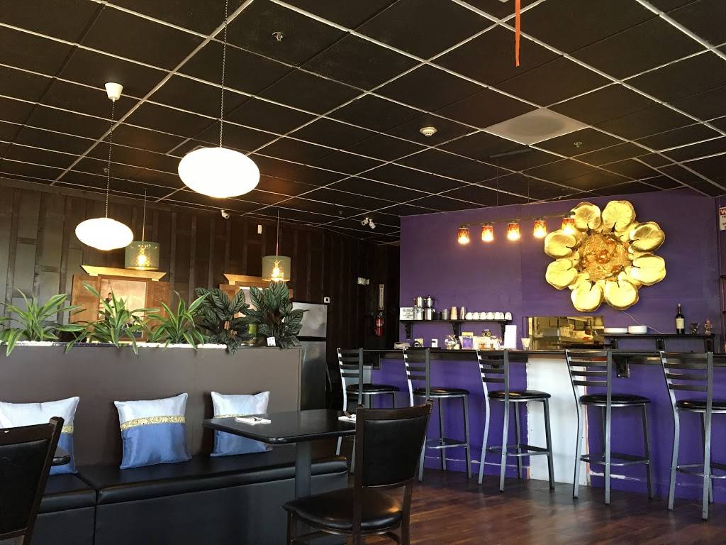 Chontong Thai Cuisine | meal takeaway | 16005 International Blvd, SeaTac, WA 98188, USA | 2065880077 OR +1 206-588-0077