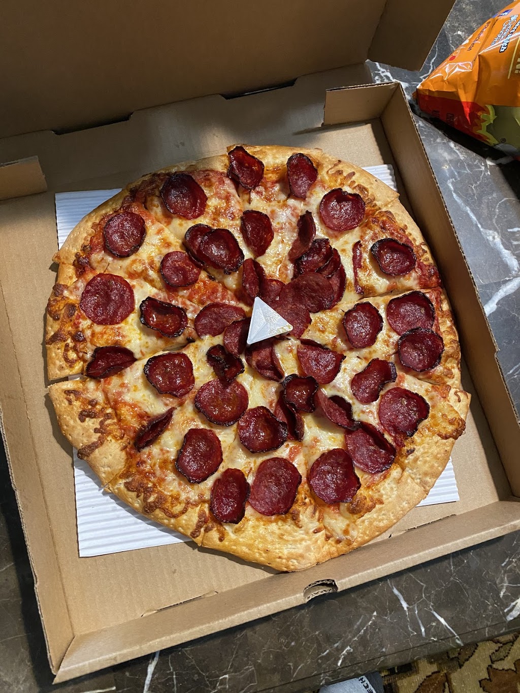 California Express Pizza | restaurant | 8785 Center Pkwy B320, Sacramento, CA 95823, USA | 9165253333 OR +1 916-525-3333