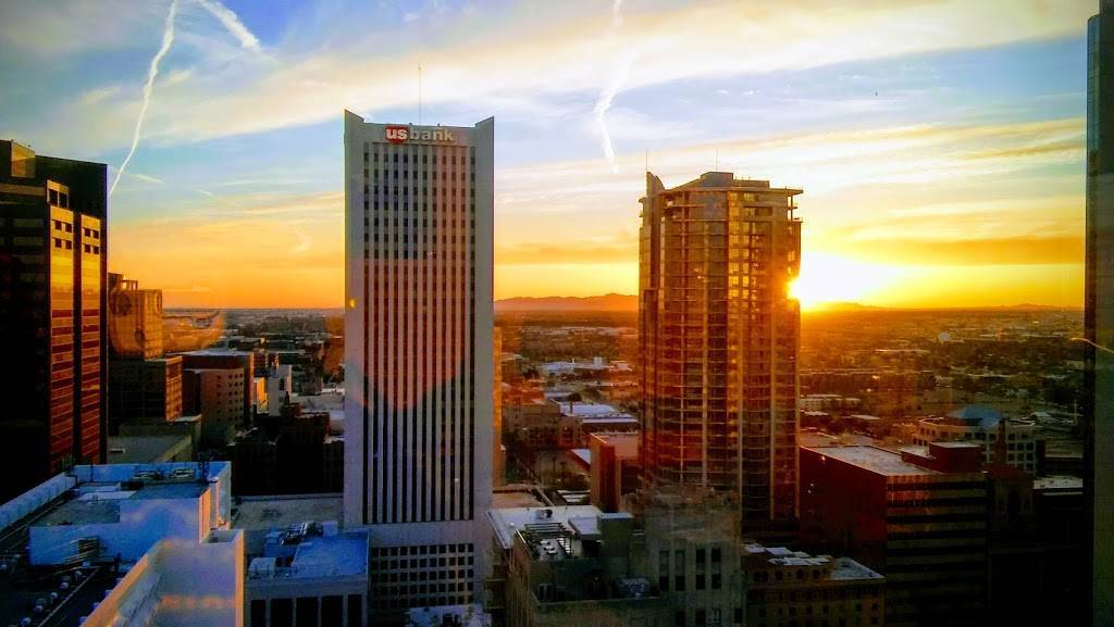 Compass Arizona Grill | restaurant | 122 North 2nd Street Atop, Hyatt Regency Phoenix, Phoenix, AZ 85004, USA | 6024403166 OR +1 602-440-3166