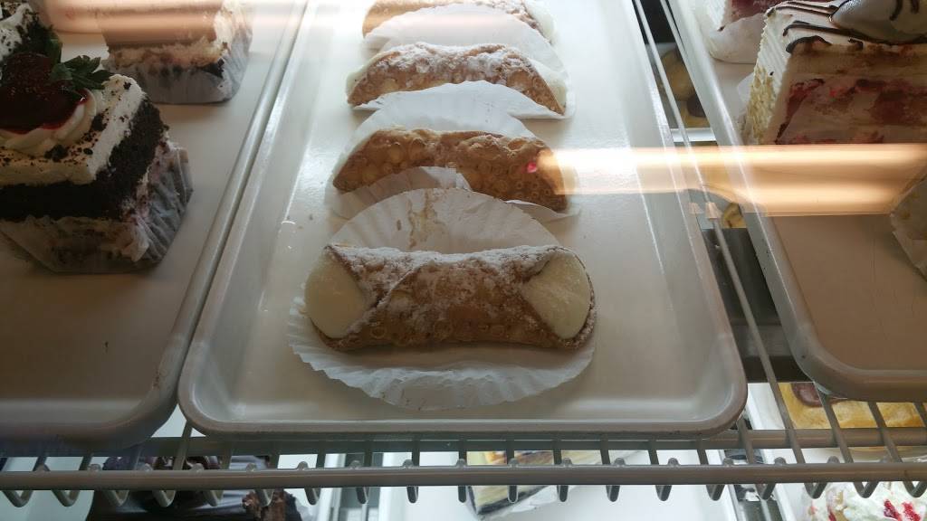 Stellas Pizza | restaurant | 197 Crescent St, Brockton, MA 02302, USA | 5085842464 OR +1 508-584-2464