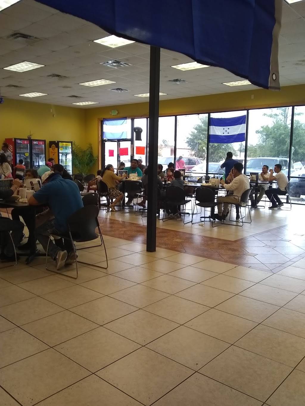 El Catracho Honduran Resturant | restaurant | 100-166, N 6th St, Conroe, TX 77301, USA | 9364272897 OR +1 936-427-2897