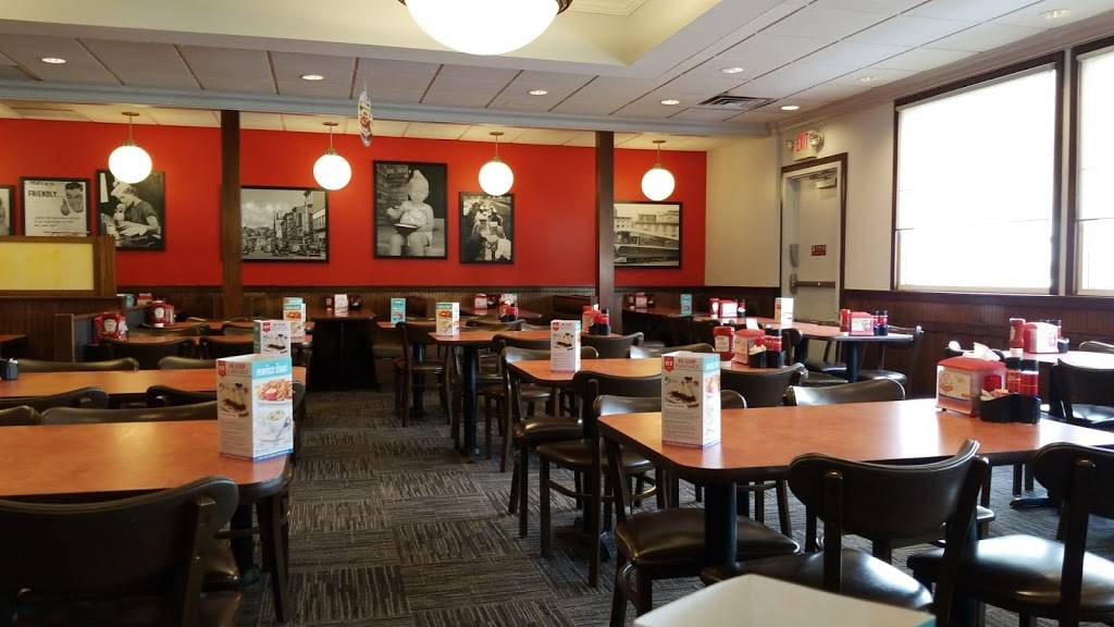 Friendlys | restaurant | 3099 William Penn Hwy, Easton, PA 18045, USA | 6102584360 OR +1 610-258-4360