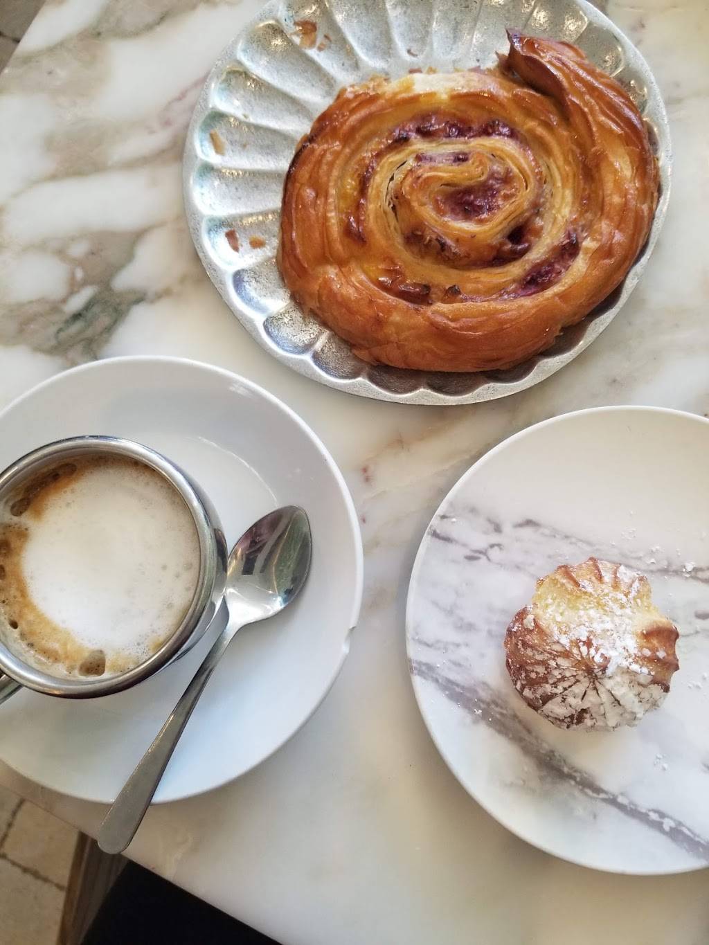 Chaumont Bakery & Café | restaurant | 143 S Beverly Dr, Beverly Hills, CA 90212, USA | 3105505510 OR +1 310-550-5510