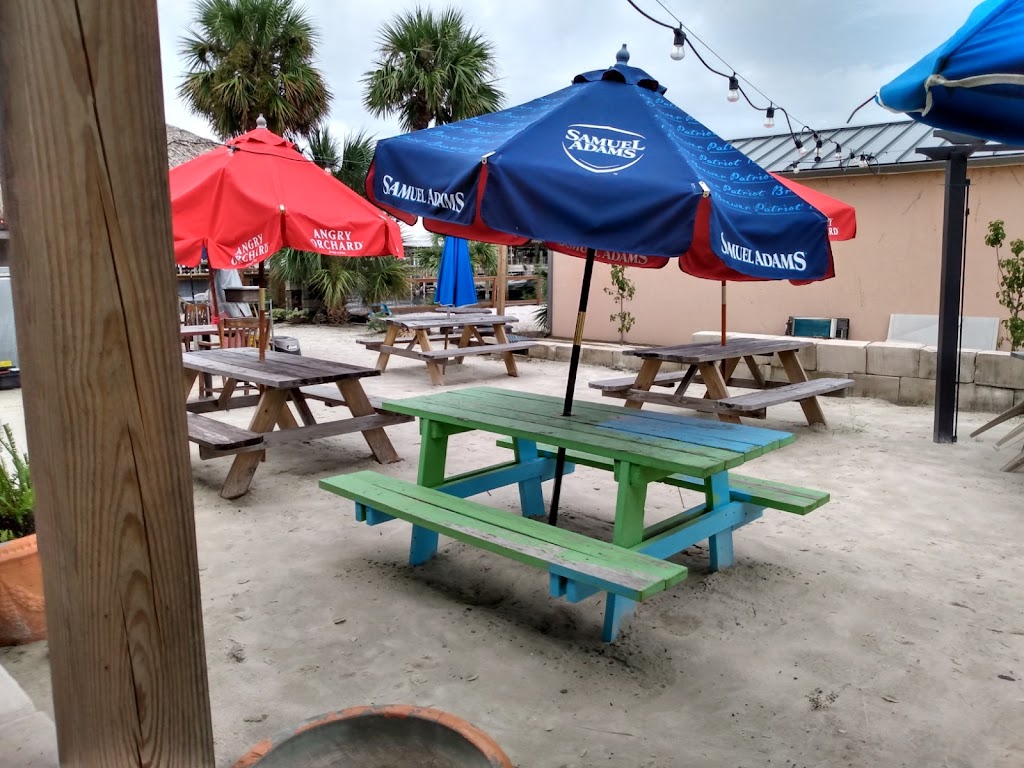 G.I. Jade Tiki Bar & Bistro | restaurant | 38 Miracle Strip Pkwy SW, Fort Walton Beach, FL 32548, USA | 8503748454 OR +1 850-374-8454