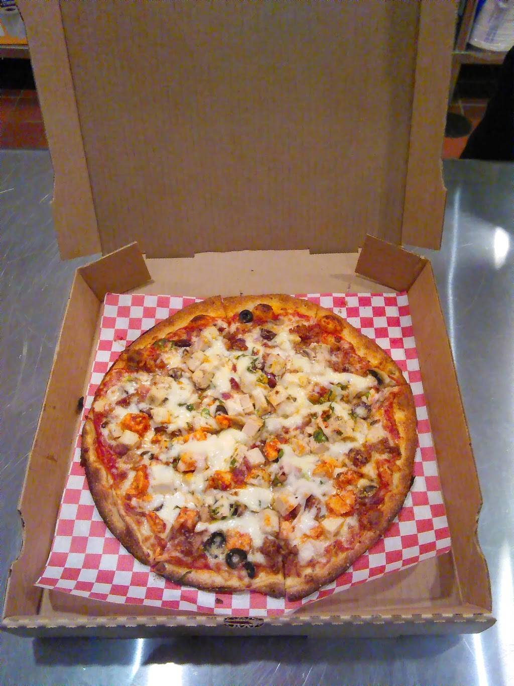 Fire Oven Pizza | restaurant | 2801 Packerland Way Ste 3, Louisville, KY 40213, USA | 5023849666 OR +1 502-384-9666