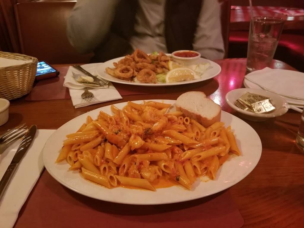 Francescos | restaurant | 600 Mamaroneck Ave, White Plains, NY 10605, USA | 9149463359 OR +1 914-946-3359