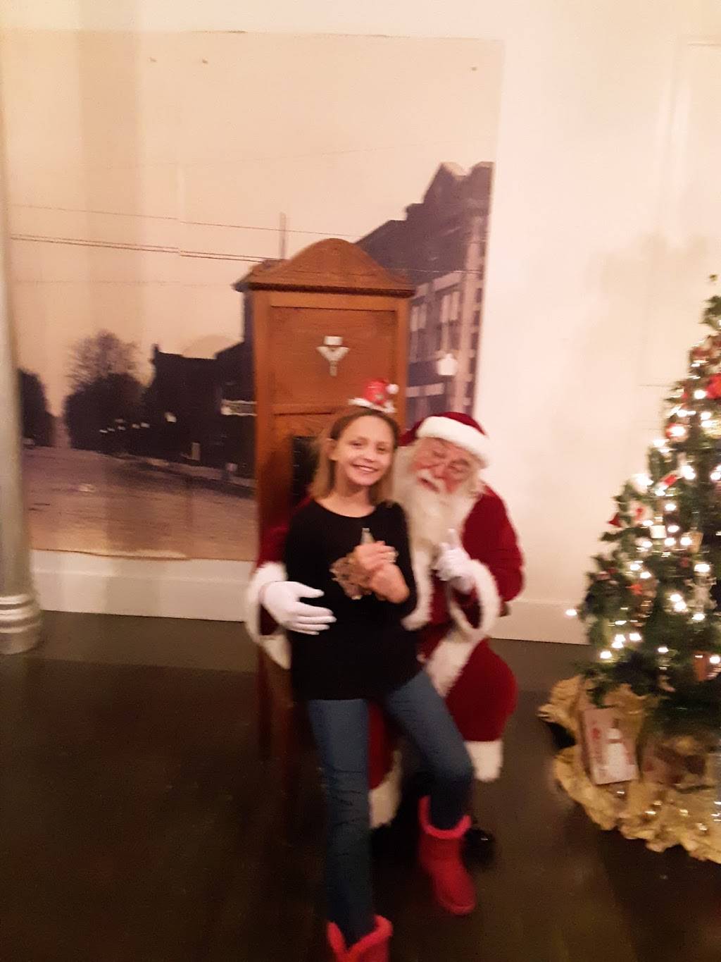 Milford Family Restaurant | restaurant | 107 E Jones St, Milford, IL 60953, USA | 8158894365 OR +1 815-889-4365