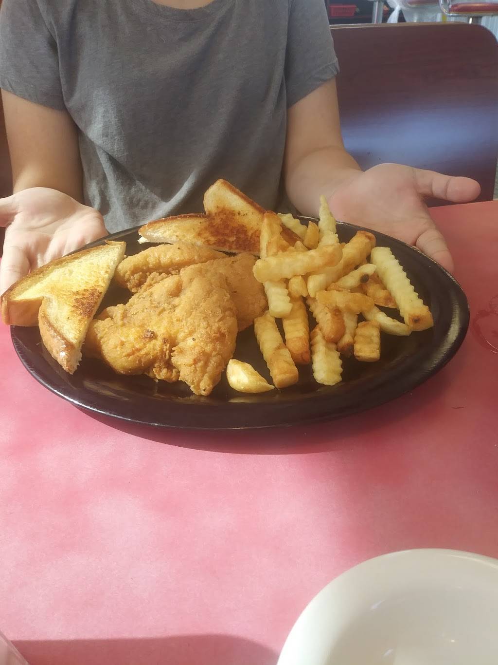 Dabbs Diner | restaurant | 814 Main St NE, Hanceville, AL 35077, USA | 2568871121 OR +1 256-887-1121