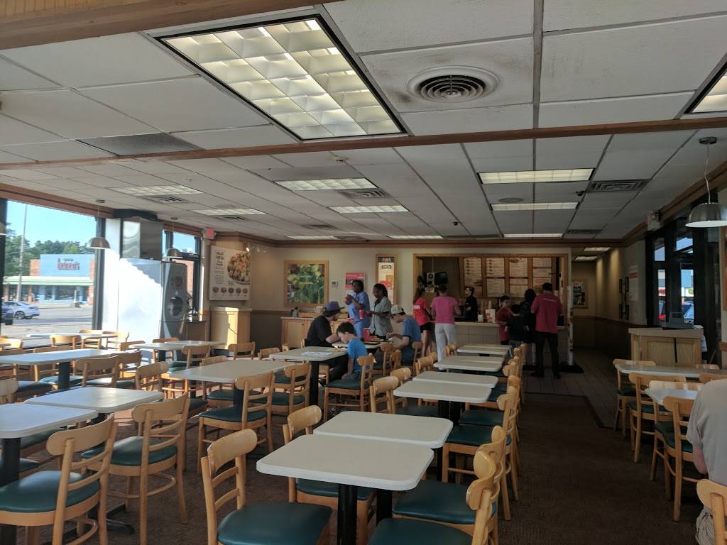 Wendys | restaurant | 15170 E, Bagley Rd, Middleburg Heights, OH 44130, USA | 4404996920 OR +1 440-499-6920