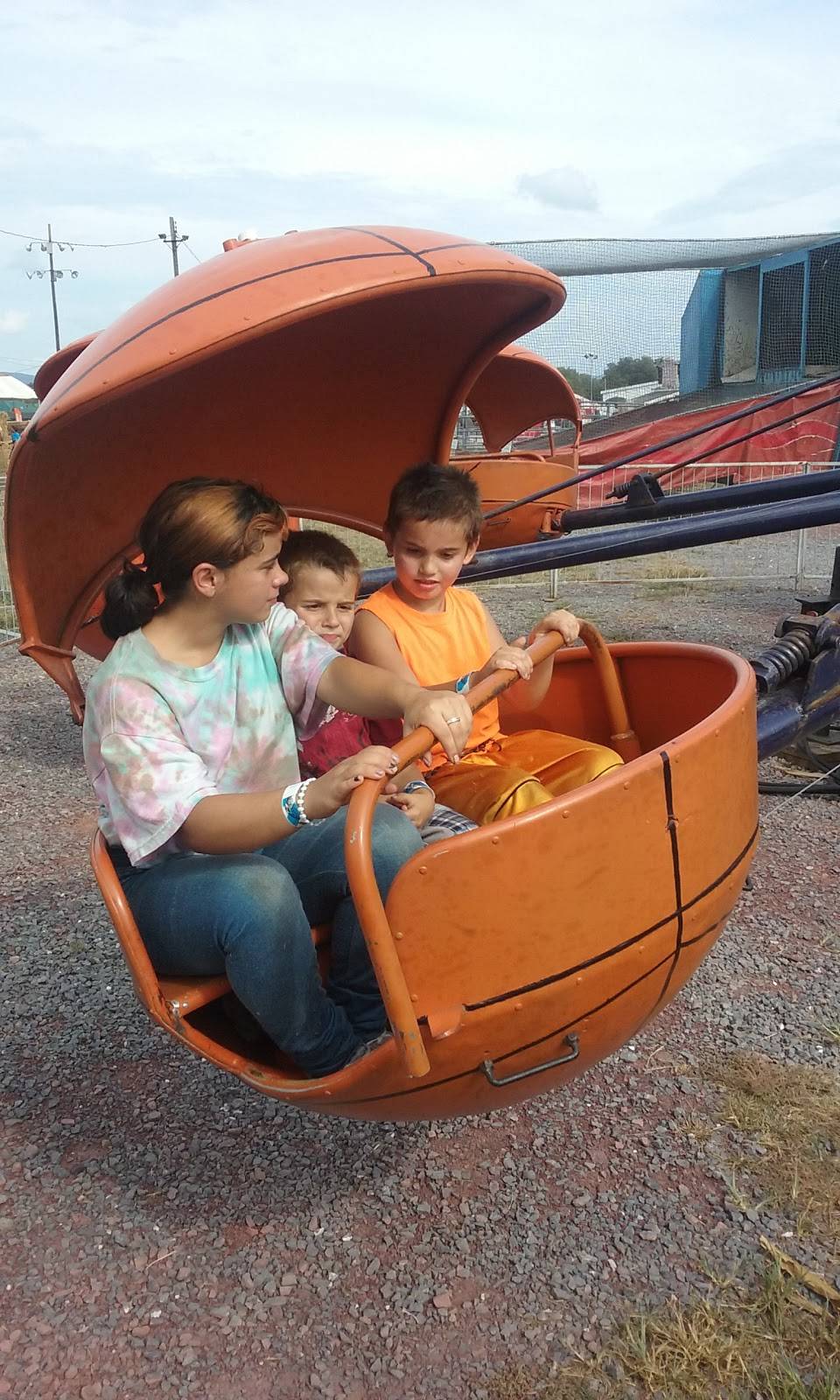 Boardwalk Family Fun Center | restaurant | 662 E Market St, Gratz, PA 17030, USA | 7173653510 OR +1 717-365-3510