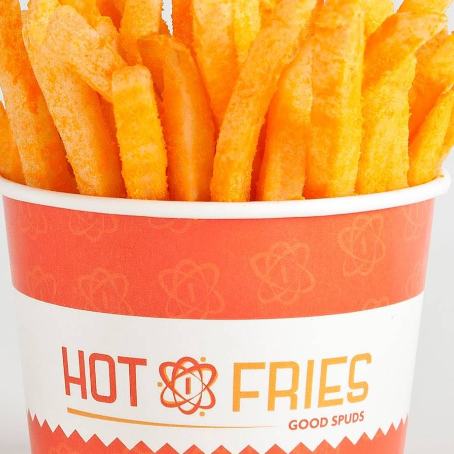 Hot Fries | restaurant | 2031 S Mooney Blvd #5545, Visalia, CA 93277, USA | 5597359088 OR +1 559-735-9088