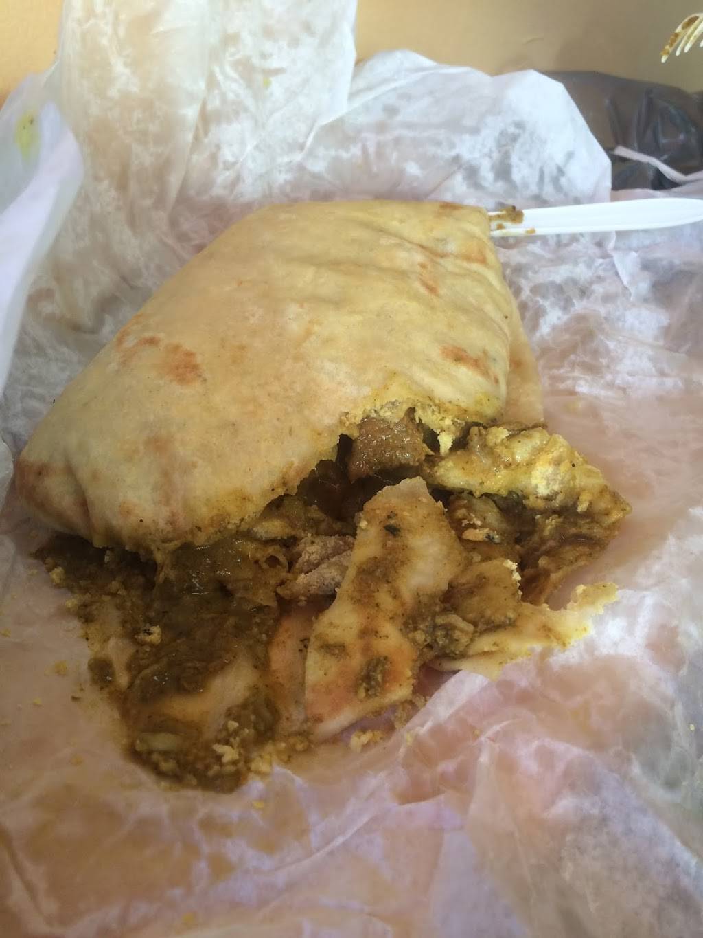 Famous Recipe | restaurant | 158 King St W, Hamilton, ON L8P 1A5, Canada | 2893899740 OR +1 289-389-9740