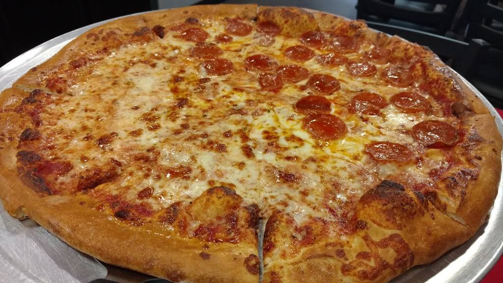 Long Island Pizza Company | restaurant | 7130 Big Bend Rd #111, Gibsonton, FL 33534, USA | 8137413030 OR +1 813-741-3030