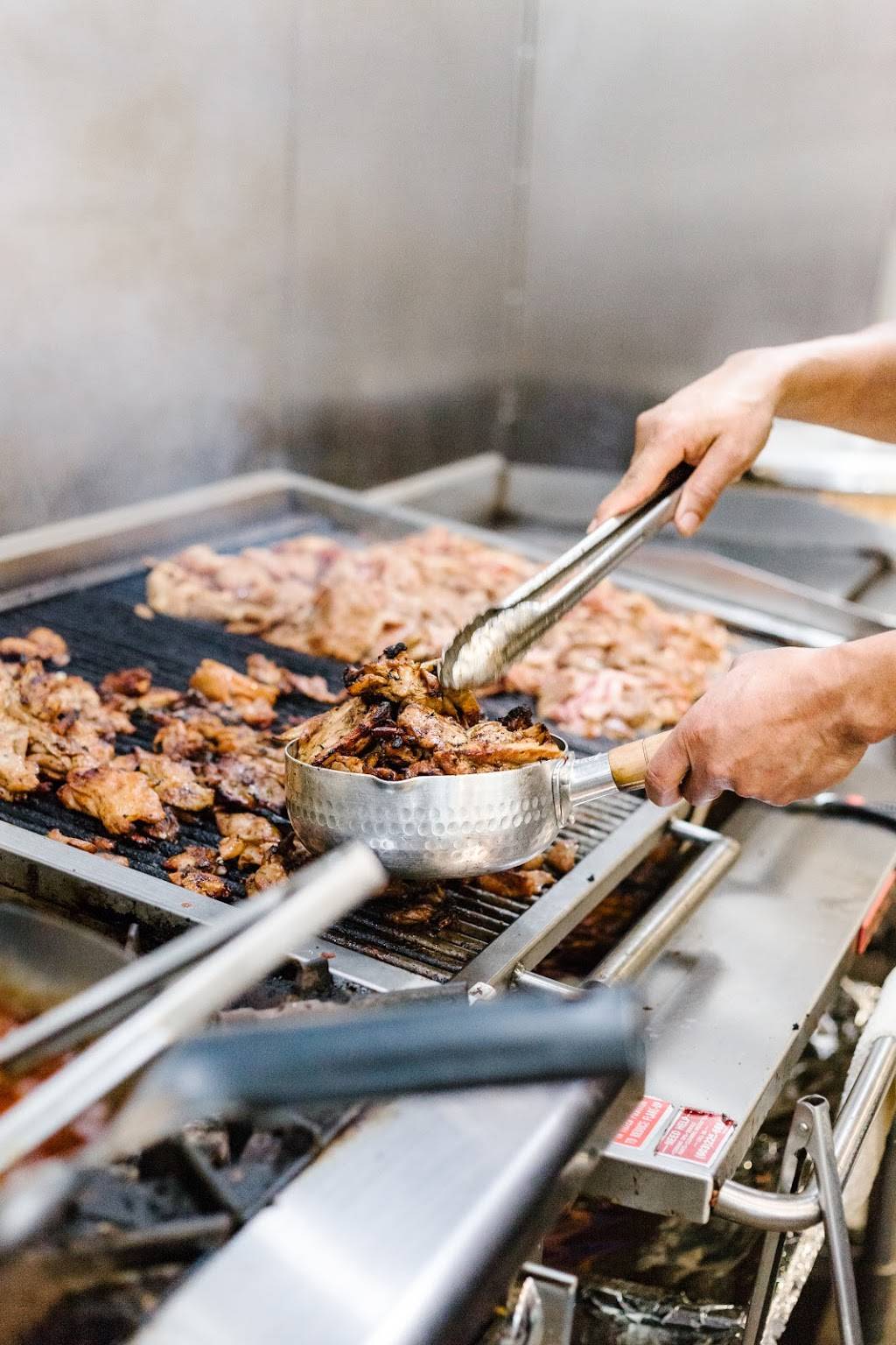 Public Market Emeryville | shopping mall | 5959 Shellmound St, Emeryville, CA 94608, USA | 5106525852 OR +1 510-652-5852