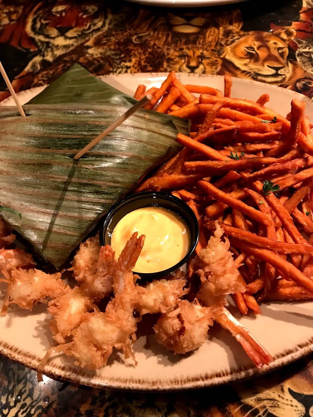 Rainforest Cafe | restaurant | 5 Woodfield Mall D121, Schaumburg, IL 60173, USA | 8476191900 OR +1 847-619-1900