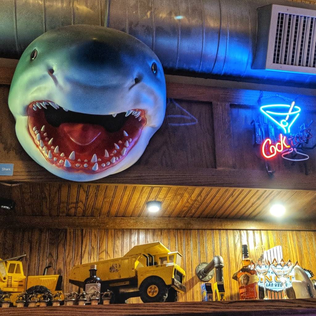 Flask | restaurant | 100 E Walnut St, Mankato, MN 56001, USA | 5077200896 OR +1 507-720-0896