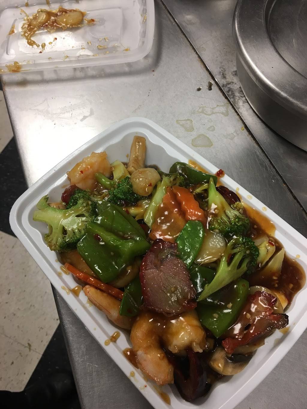 Panda Chinese Kitchen | restaurant | 1056 Market St, Wheeling, WV 26003, USA | 3042327572 OR +1 304-232-7572