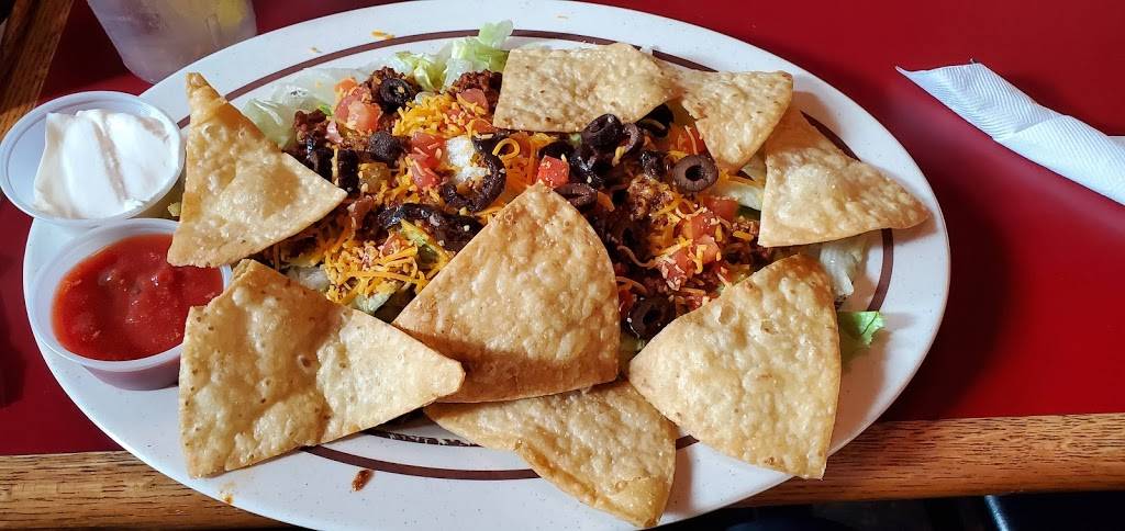 Gasthaus Bar & Grille | restaurant | 214 W Main St, Cherokee, IA 51012, USA | 7122259908 OR +1 712-225-9908