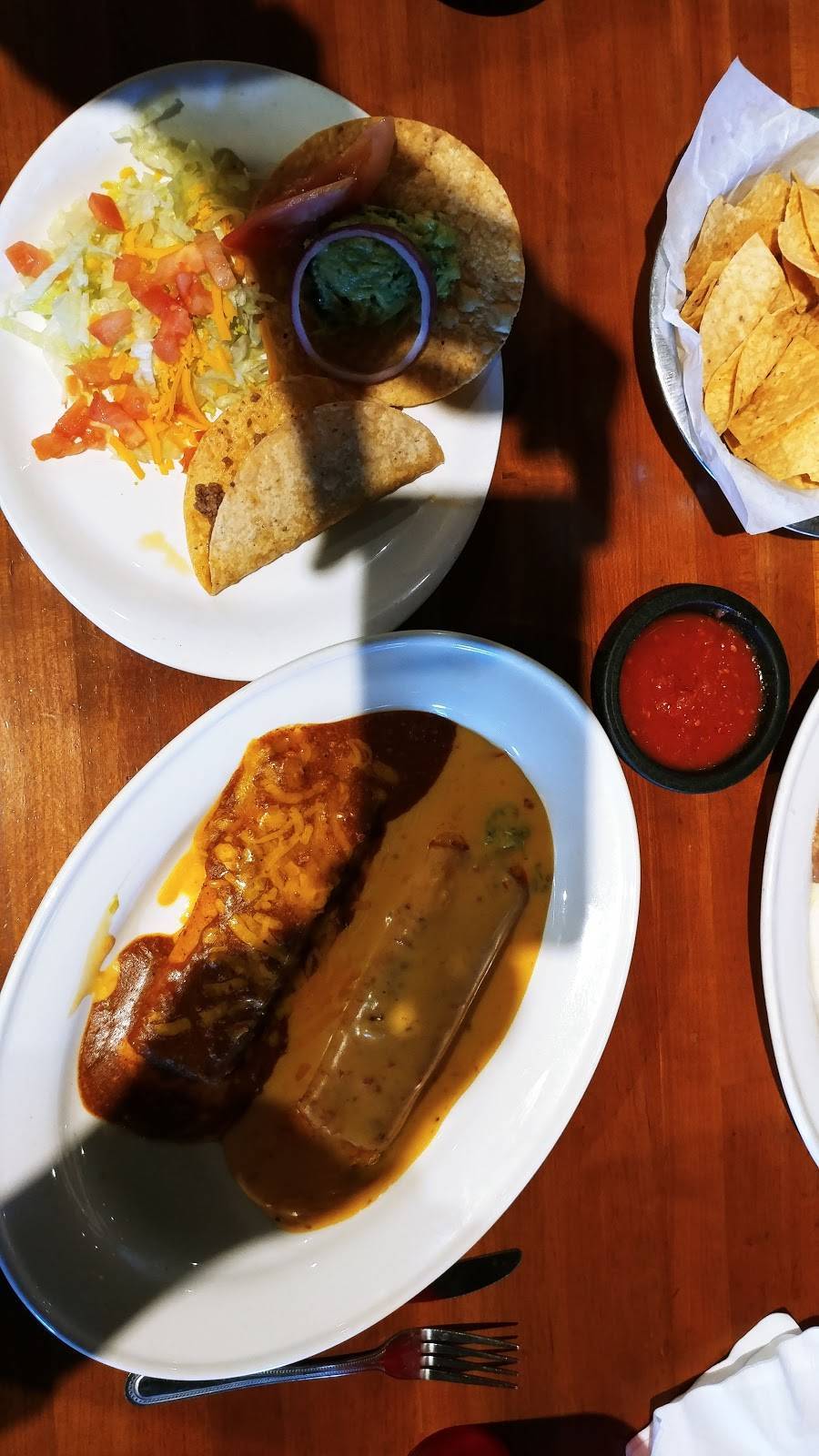 Oles Cantina | restaurant | 2225 S Stemmons Fwy, Lewisville, TX 75067, USA | 4694515529 OR +1 469-451-5529