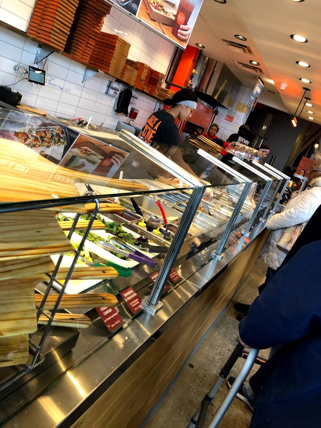 Blaze Pizza | meal takeaway | Marshalls Place, 5743 Widewaters Pkwy #400, Syracuse, NY 13214, USA | 3153960434 OR +1 315-396-0434