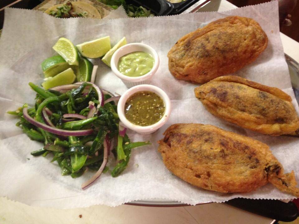 Salsas Southwest Grill | restaurant | 1156 Meriden-Waterbury Turnpike, Plantsville, CT 06479, USA | 8606216802 OR +1 860-621-6802