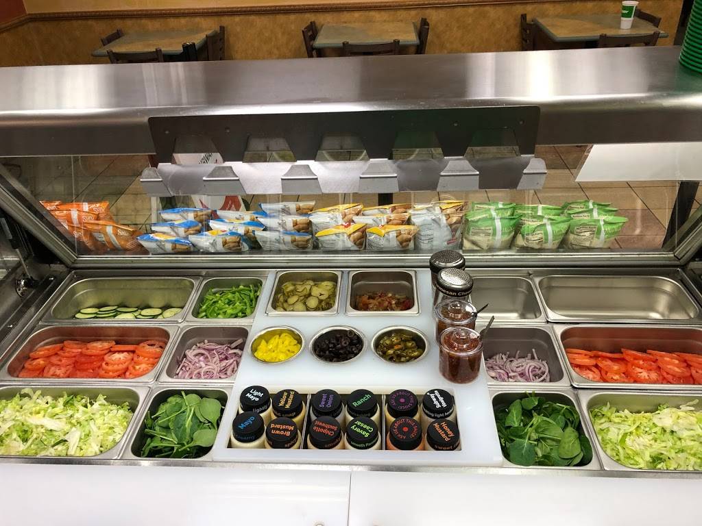 Subway | meal takeaway | 749 Mineral Spring Ave, Pawtucket, RI 02860, USA | 4017257919 OR +1 401-725-7919