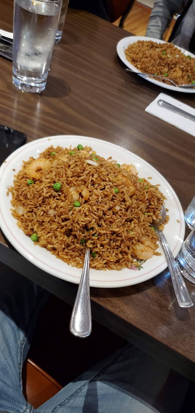 Lakeside Chinese Cuisine | restaurant | 44 Bolton St, Bobcaygeon, ON K0M 1A0, Canada | 7057386886 OR +1 705-738-6886