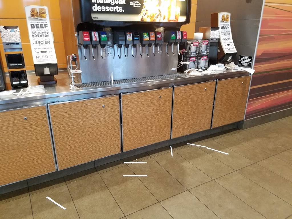 McDonalds | cafe | 7751 W Sample Rd, Coral Springs, FL 33065, USA | 9547526710 OR +1 954-752-6710