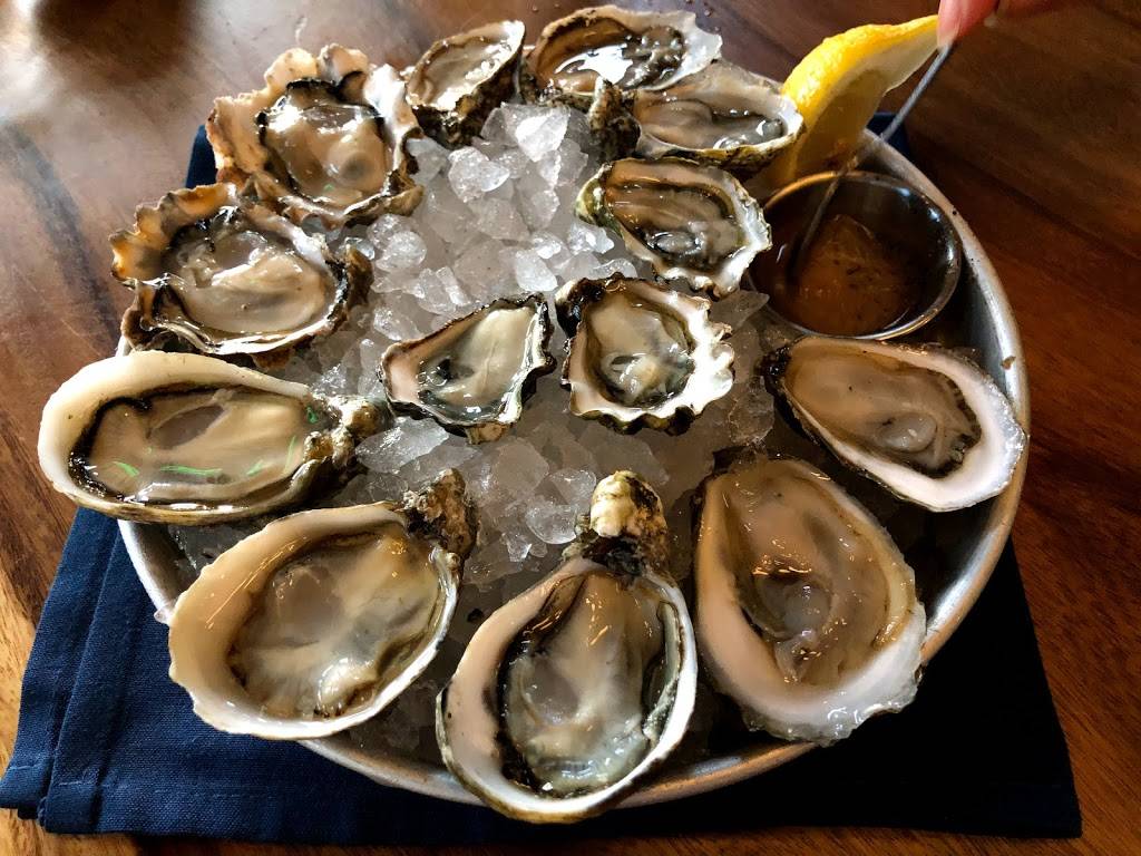 Taylor Shellfish Oyster Bar | restaurant | 504 Bellevue Way NE, Bellevue, WA 98004, USA | 4254403875 OR +1 425-440-3875