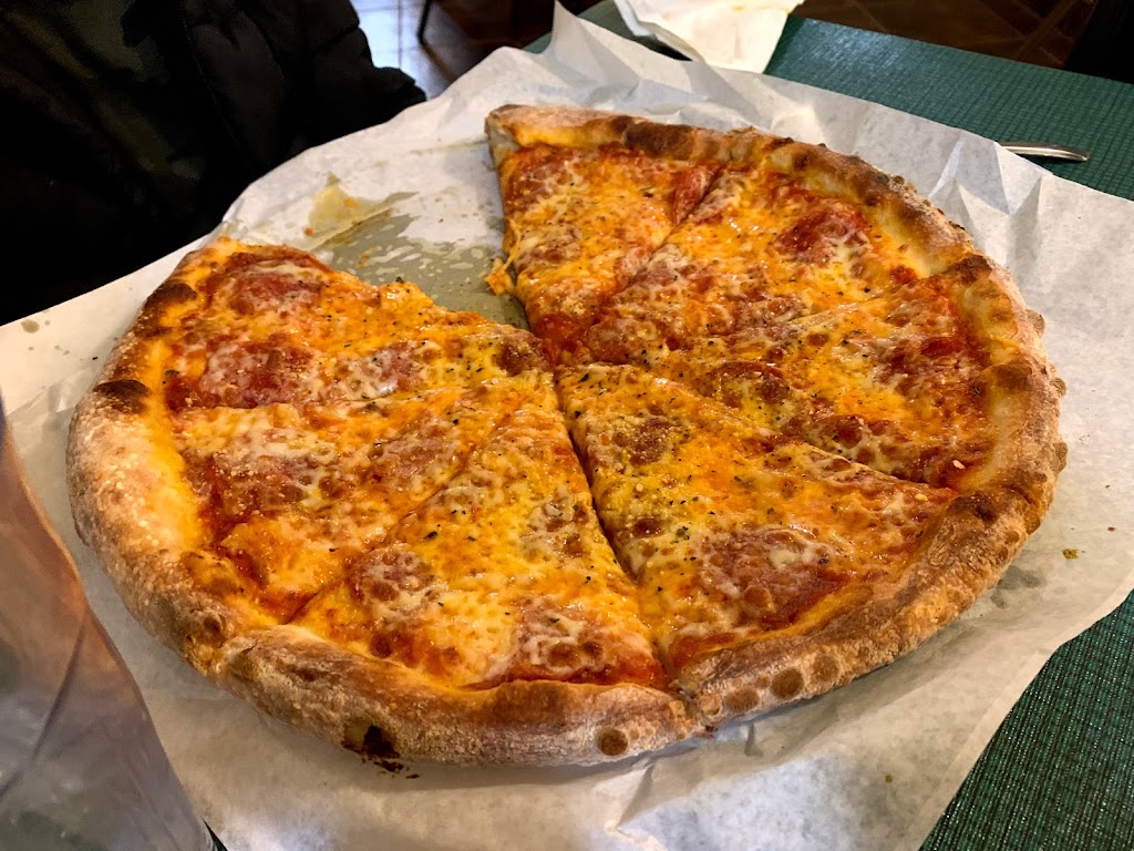 Enzos Ristorante Italiano | restaurant | 423 W 3rd St N, Snowflake, AZ 85937, USA | 9282430450 OR +1 928-243-0450