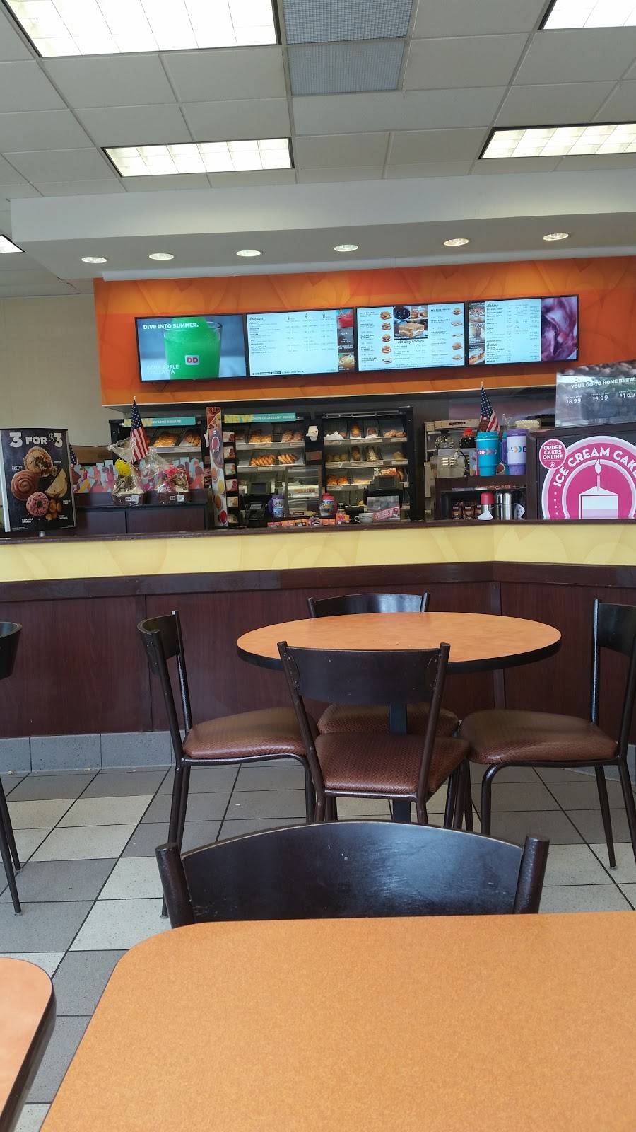 Dunkin Donuts | cafe | 1755 W Addison St, Chicago, IL 60613, USA | 7732484777 OR +1 773-248-4777