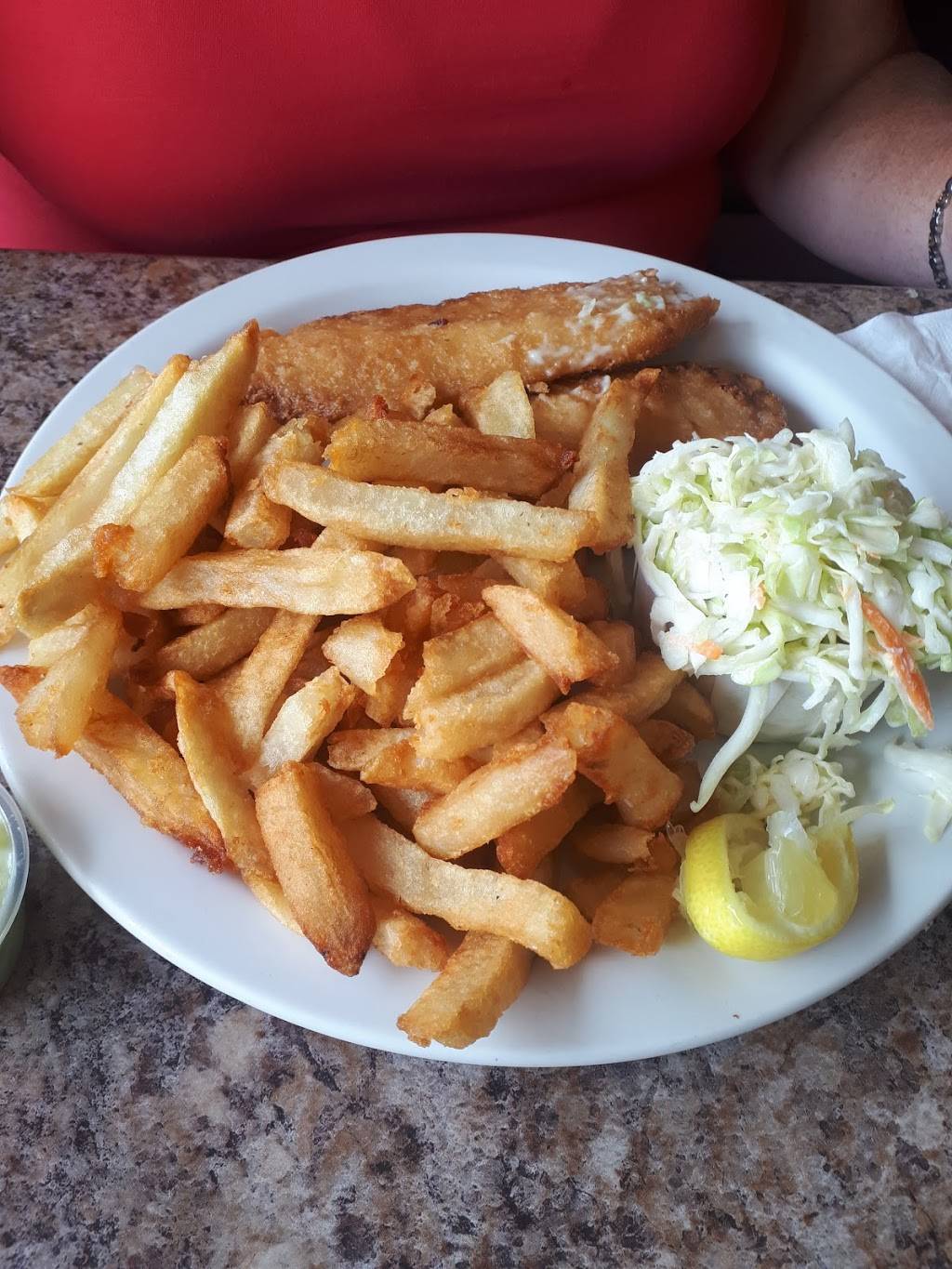 Traditions Family Restaurant | restaurant | 1053 Simcoe St N, Oshawa, ON L1G 4X1, Canada | 9054368849 OR +1 905-436-8849