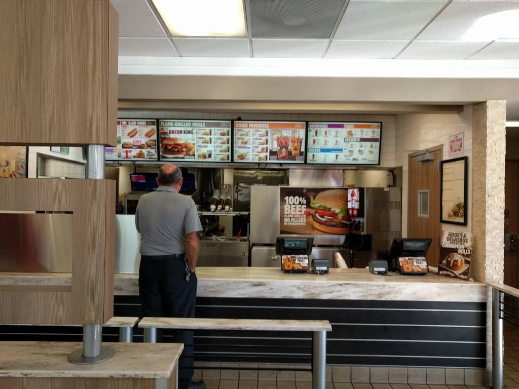 Burger King | restaurant | 5450 Canoga Ave, Woodland Hills, CA 91367, USA | 8189329162 OR +1 818-932-9162