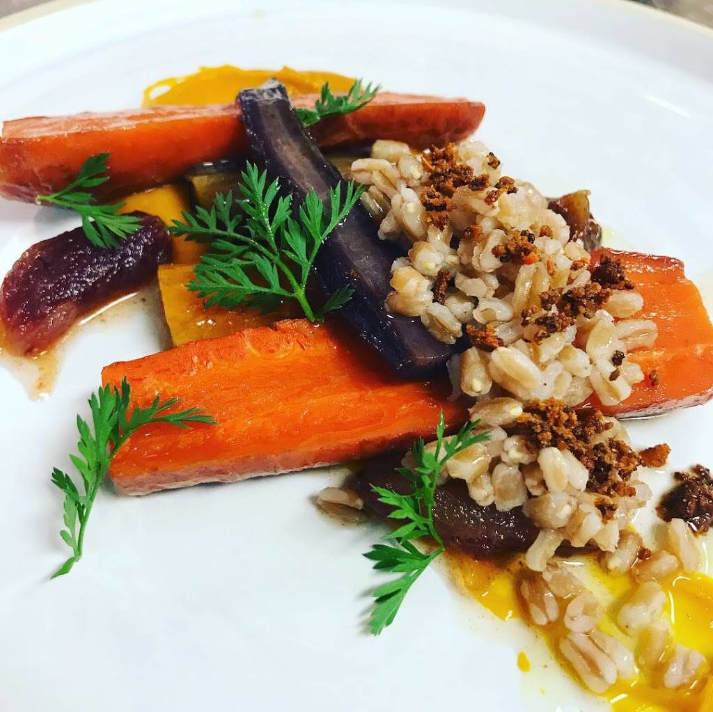 Fifty-One O One Student Run Restaurant | restaurant | 5101 Evergreen Rd, Dearborn, MI 48128, USA | 3132065101 OR +1 313-206-5101