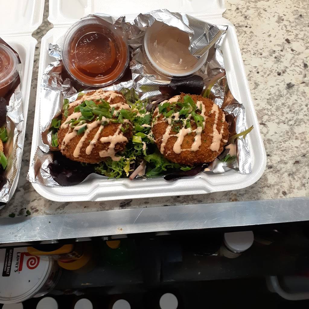 Bgood burgers | restaurant | 1995 Fillmore Ave, Buffalo, NY 14214, USA | 7169315659 OR +1 716-931-5659