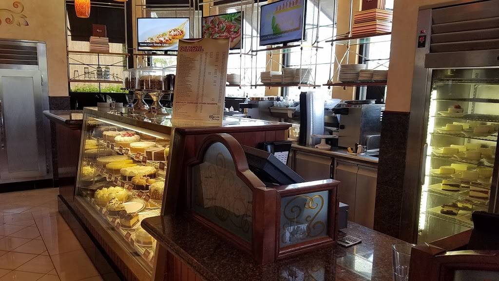 The Cheesecake Factory | restaurant | Town Center, 2015 Birch Rd, Chula Vista, CA 91915, USA | 6194212500 OR +1 619-421-2500