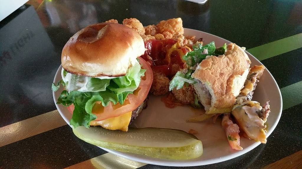 Brudders Bar & Grill | restaurant | 3600 N Pulaski Rd, Chicago, IL 60641, USA | 7732838700 OR +1 773-283-8700