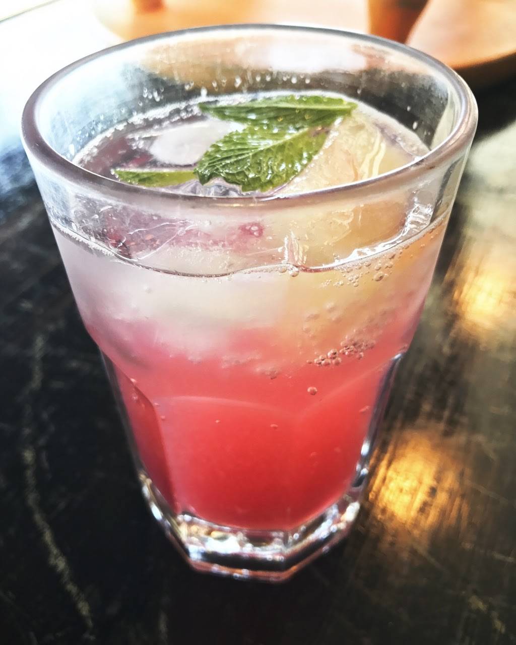 Cafe Mia | restaurant | 4310 SW Oregon St, Seattle, WA 98116, USA | 2067087891 OR +1 206-708-7891