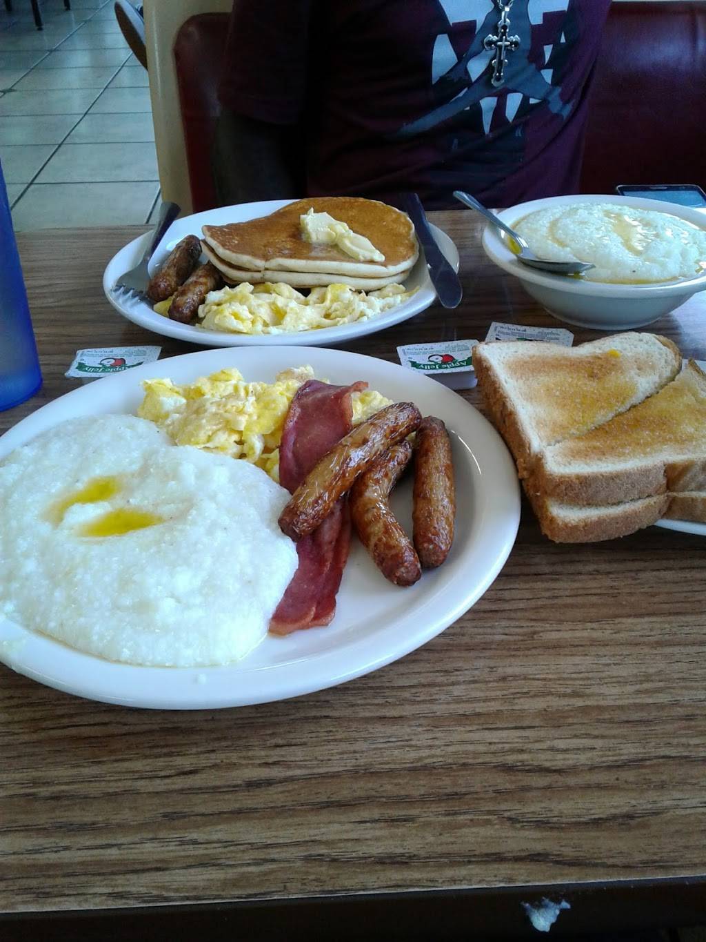 Fabulous Burgers | restaurant | 1315 Centinela Ave, Inglewood, CA 90302, USA | 3106716648 OR +1 310-671-6648