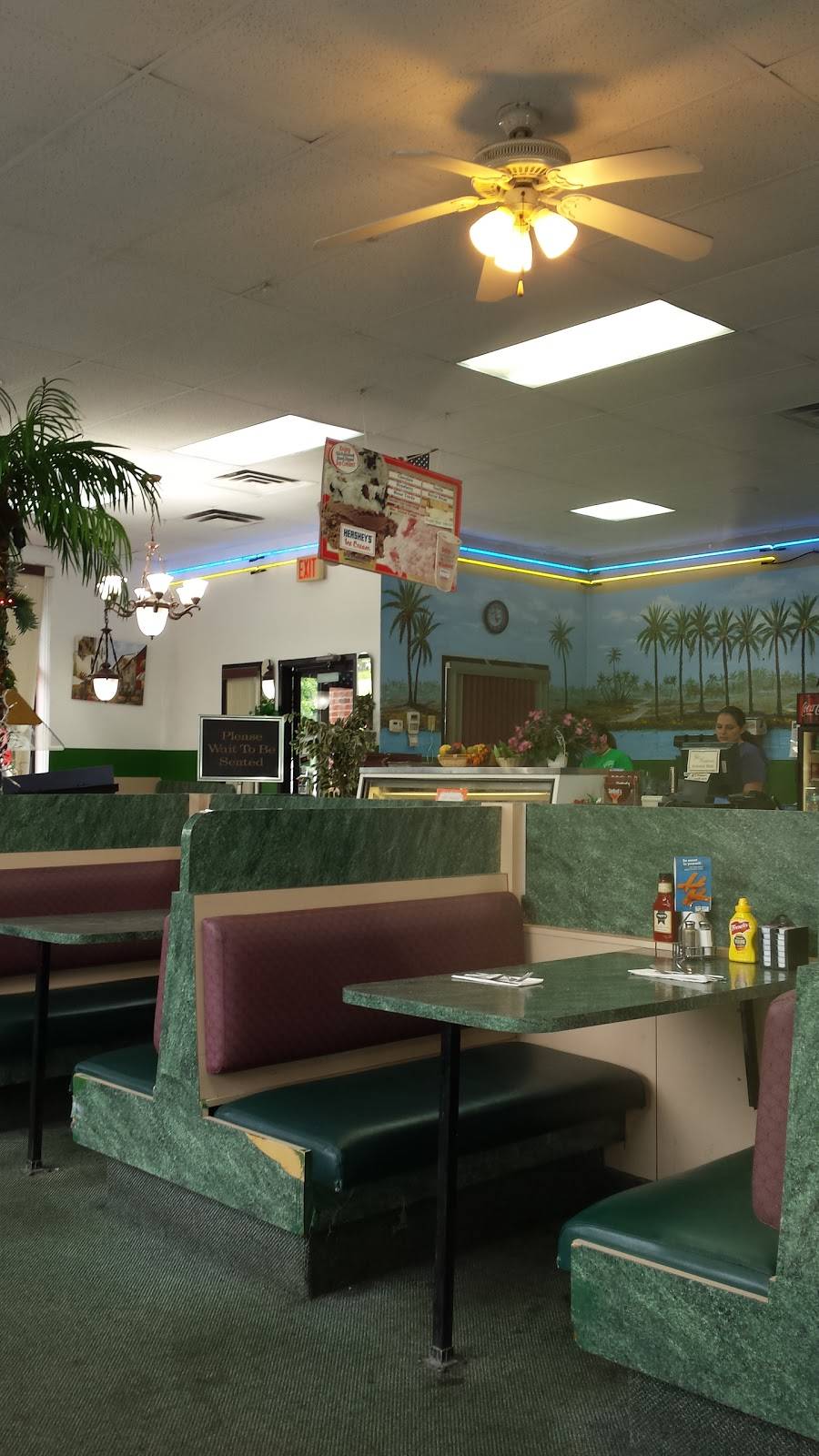 Sinbads Koney Island | restaurant | 2563 Ellsworth Rd, Ypsilanti, MI 48197, USA | 7345285800 OR +1 734-528-5800