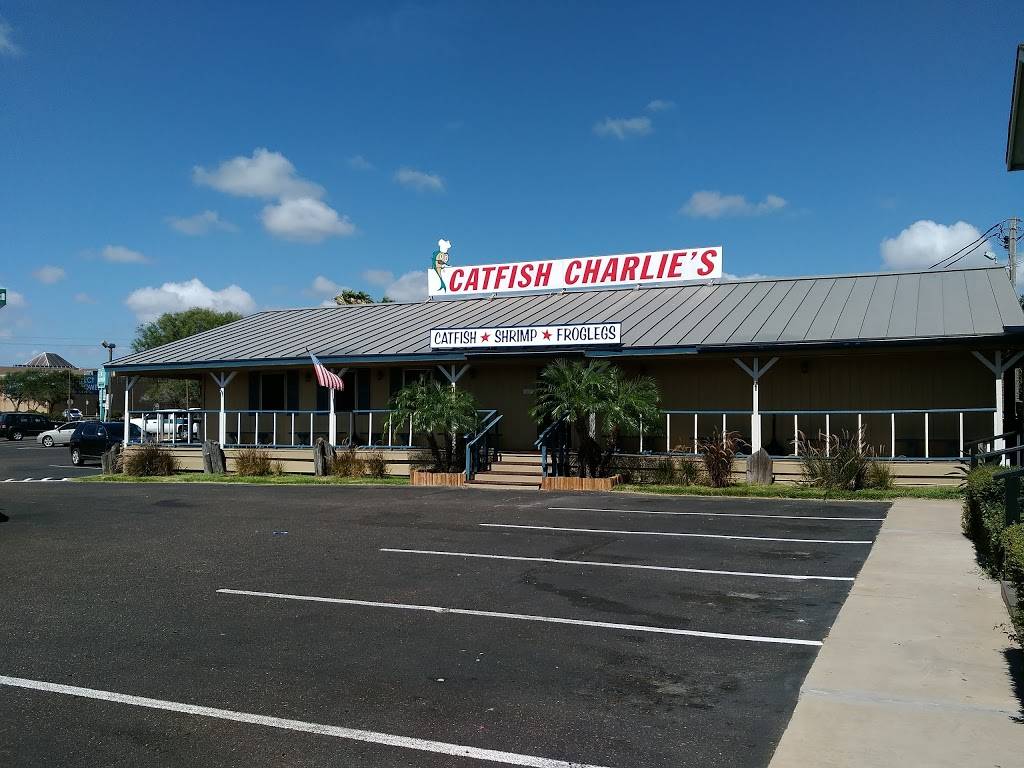Catfish Charlies | restaurant | 5830 McArdle Rd #12, Corpus Christi, TX 78412, USA | 3619930363 OR +1 361-993-0363