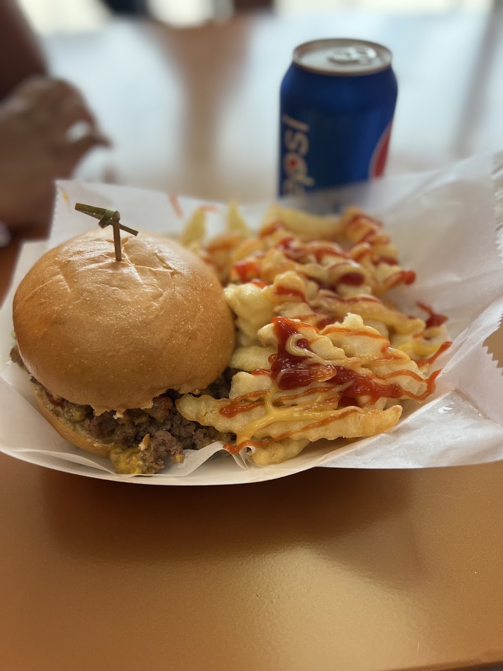 Gerizim Burger Factory Queens | restaurant | 12707 Merrick Blvd, Queens, NY 11434, USA | 3476765133 OR +1 347-676-5133